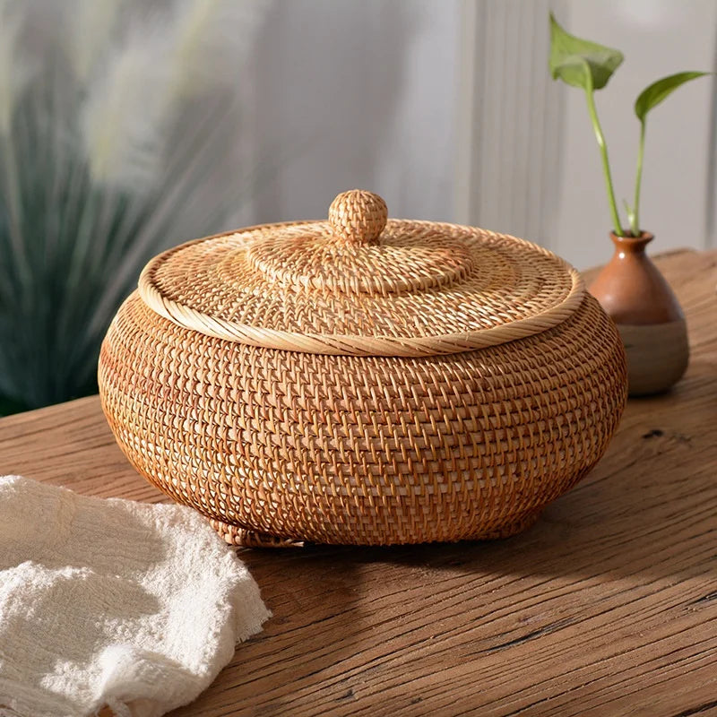 Rattan Hand-Woven  Wicker Basket with Lid