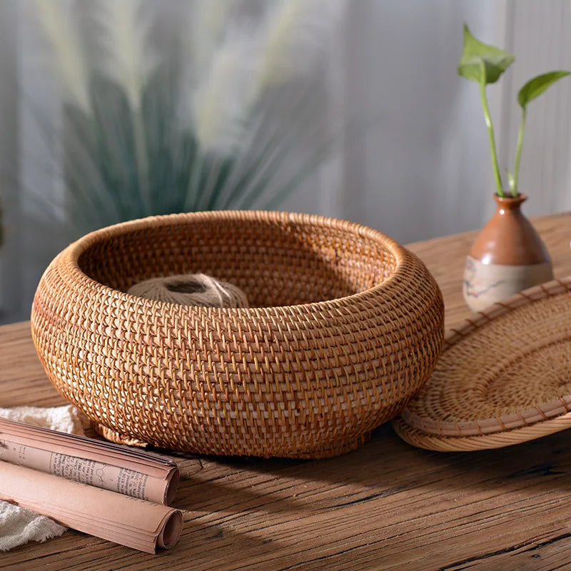 Rattan Hand-Woven  Wicker Basket with Lid